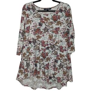 Chadwicks of Boston White 3/4 Sleeve Asymmetrical Hem Floral Size Medium
